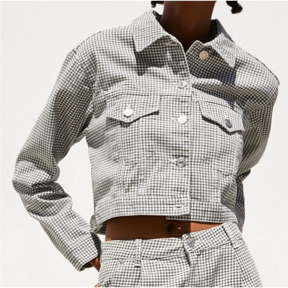 Medium Blk & Wht Jean Jacket Cropped - Picture 8 of 9